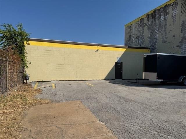 Property Image for 823 S Xanthus Avenue, Tulsa, OK 74104-3618