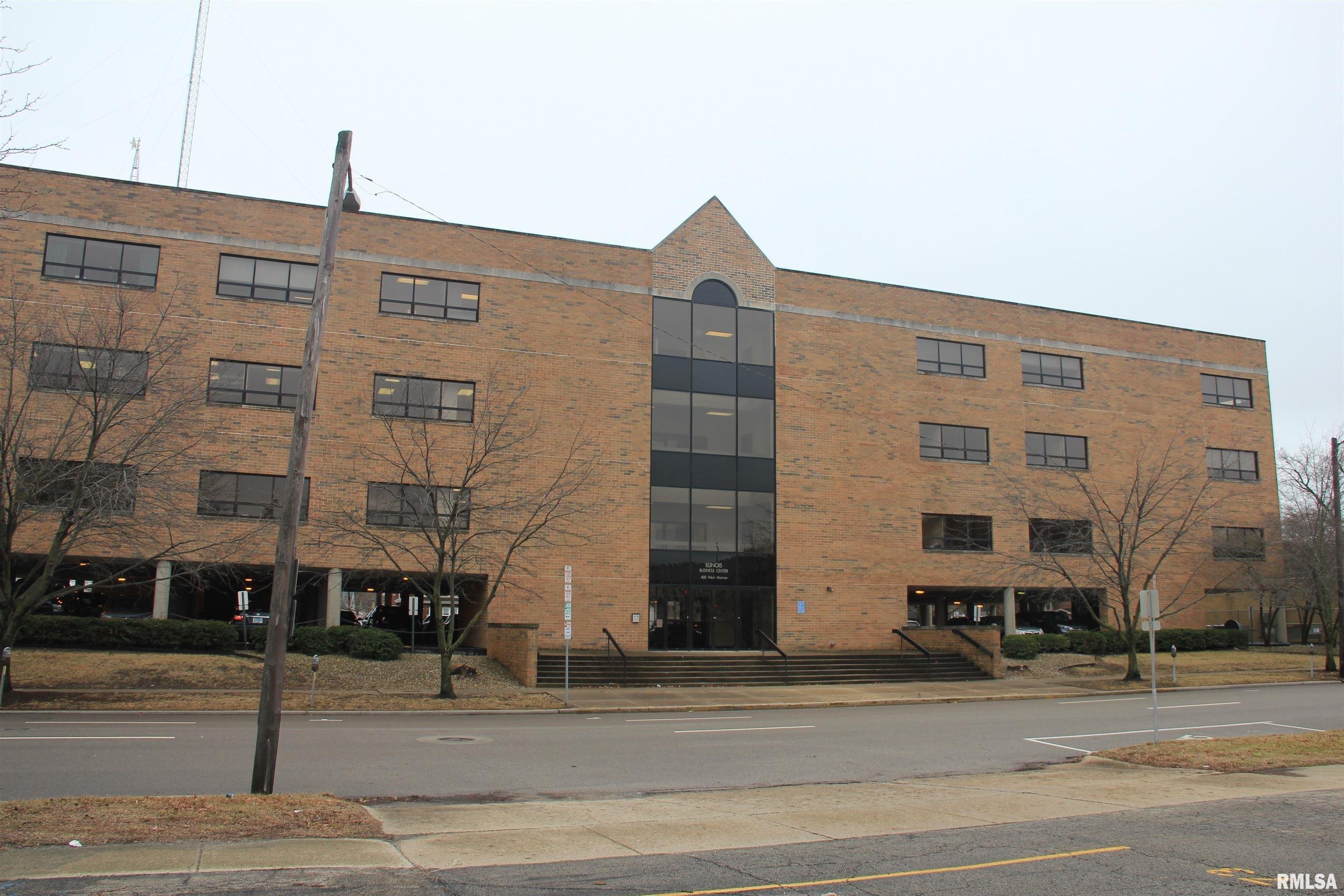 Property Image for 400 W MONROE Street