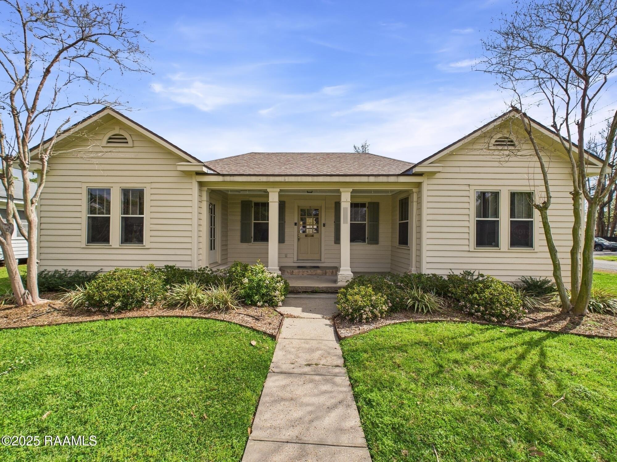 Property Image for 1502 W University Avenue