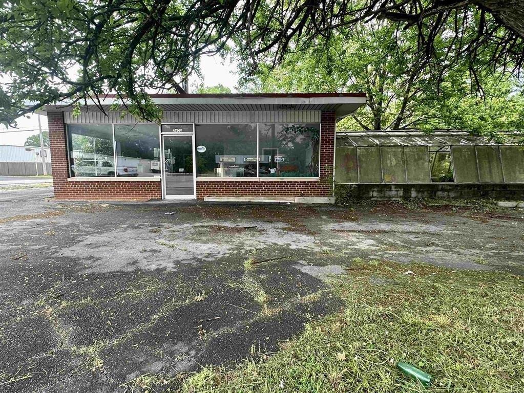 Property Image for 2403 Woodward Ave