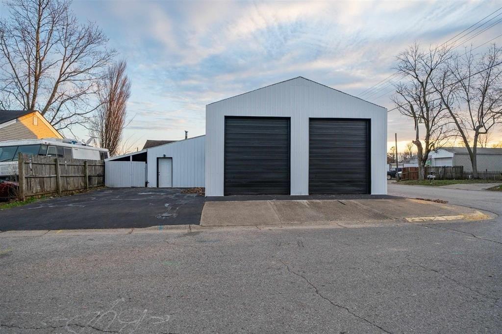 Property Image for 1300 E 15th St