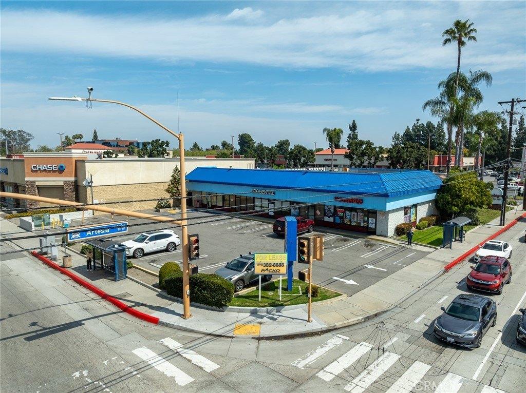 Property Image for 17326 Pioneer