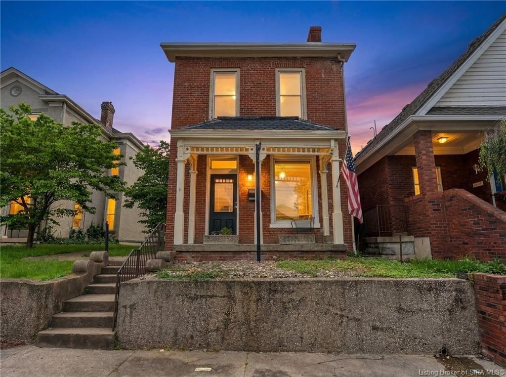 Property Image for 419 W 1st Street