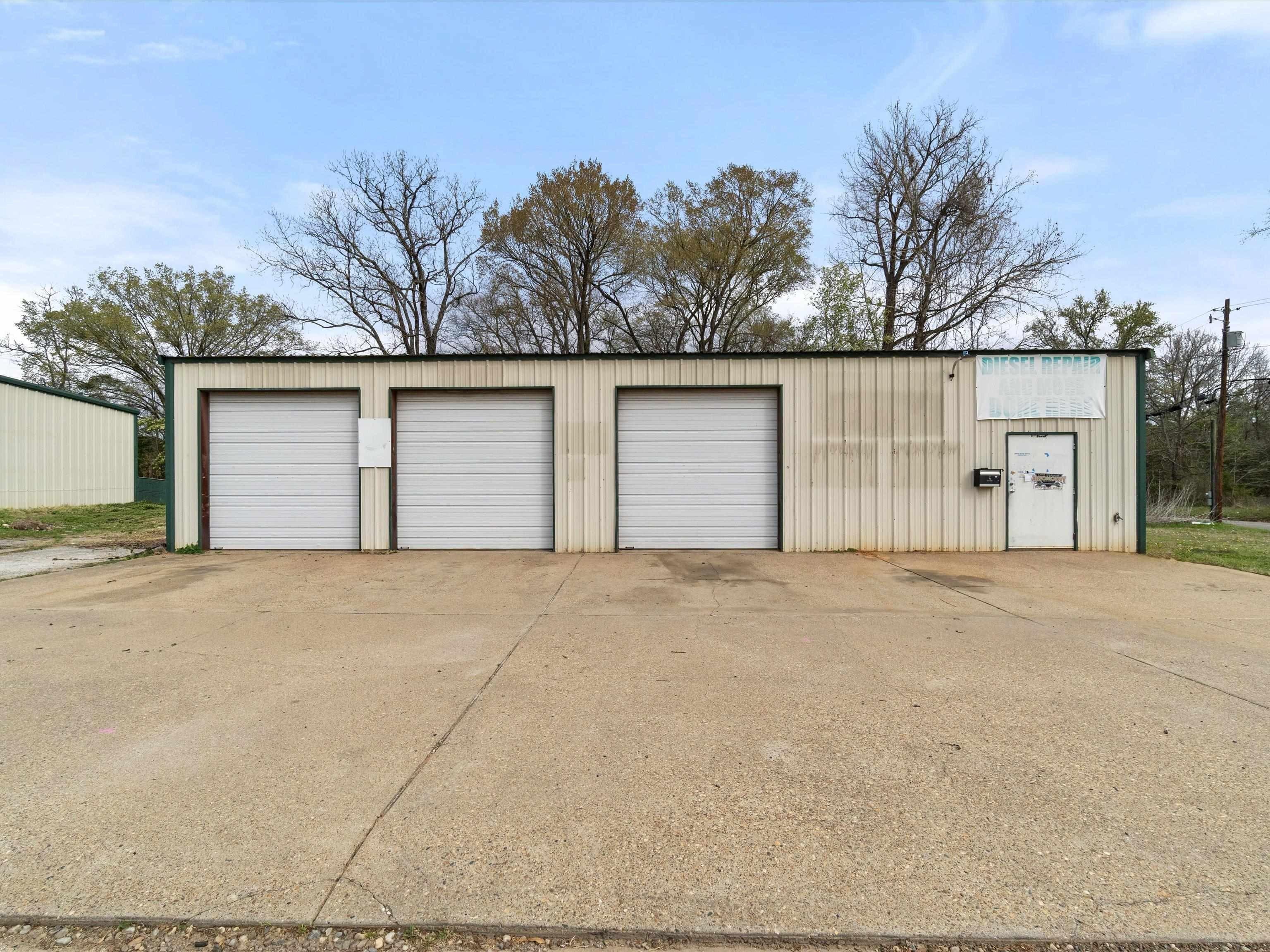Property Image for 420 E Scott Street