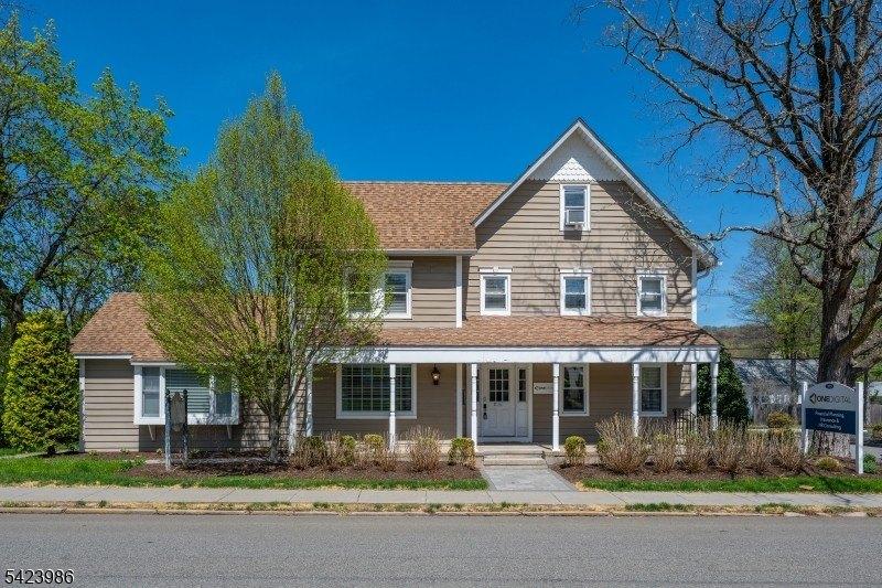 Property Image for 305 W Main St