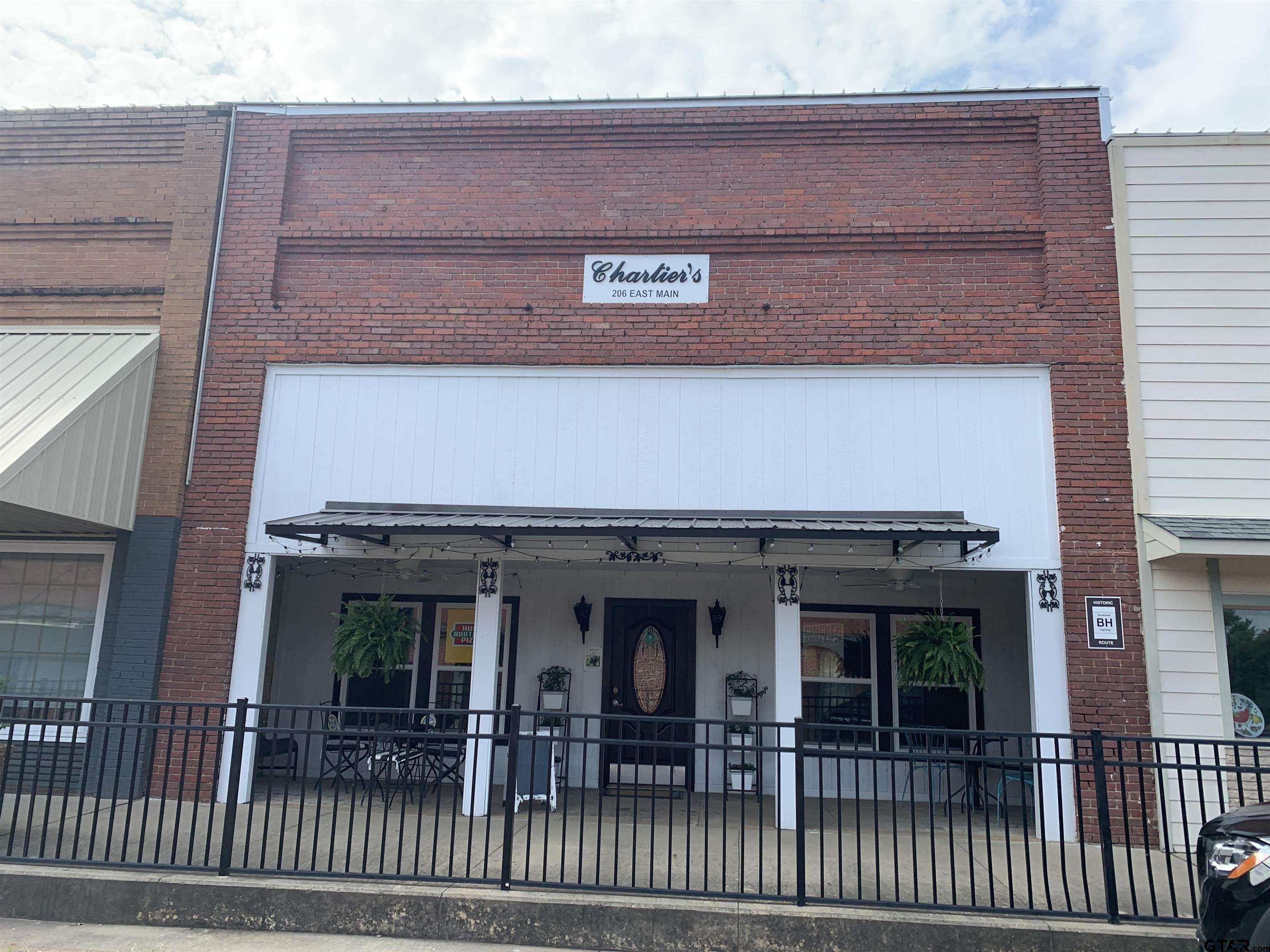 Property Image for 206 Main St