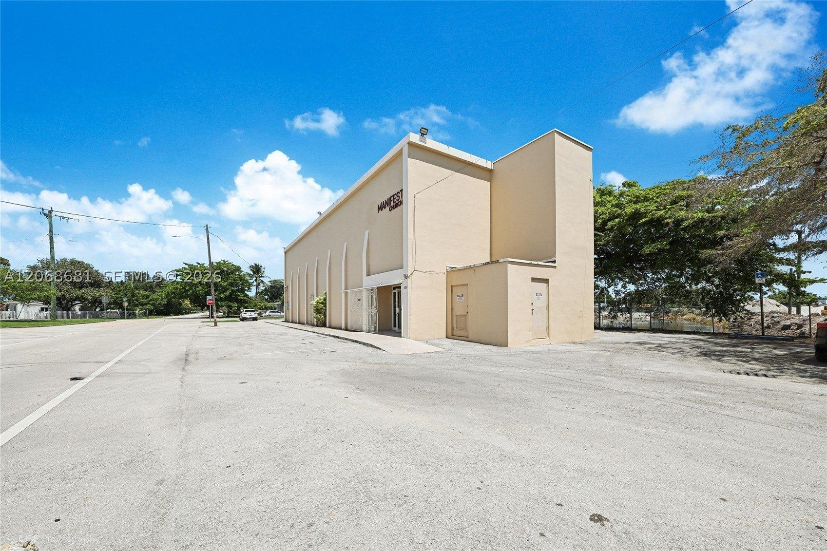 Property Image for 680 Superior St