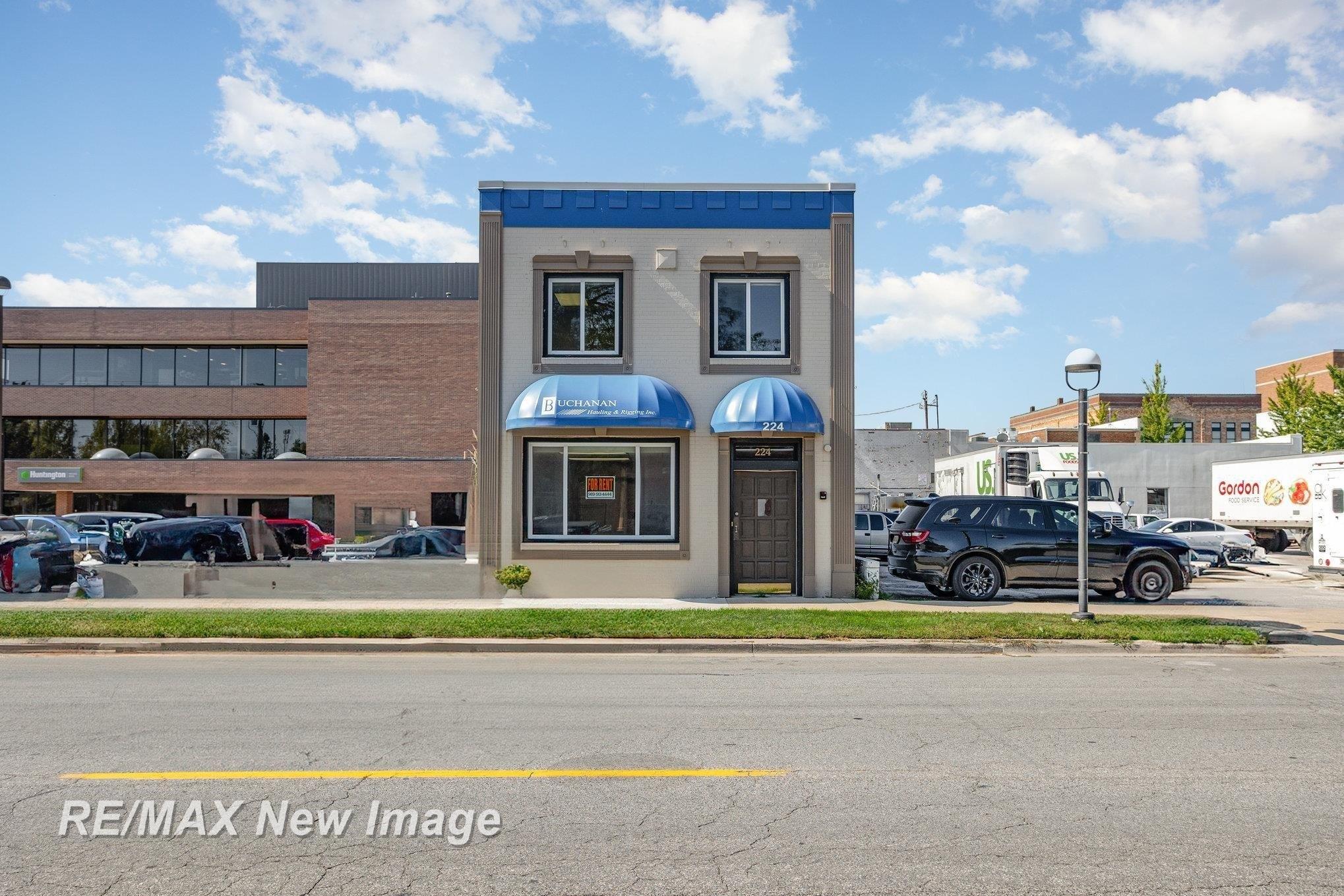 Property Image for 224 E Larkin