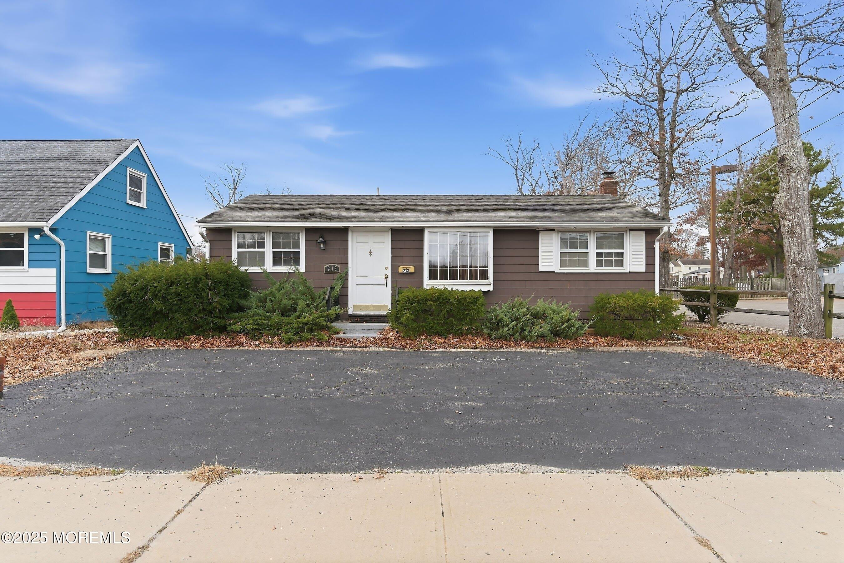 Property Image for 213 Lacey Road