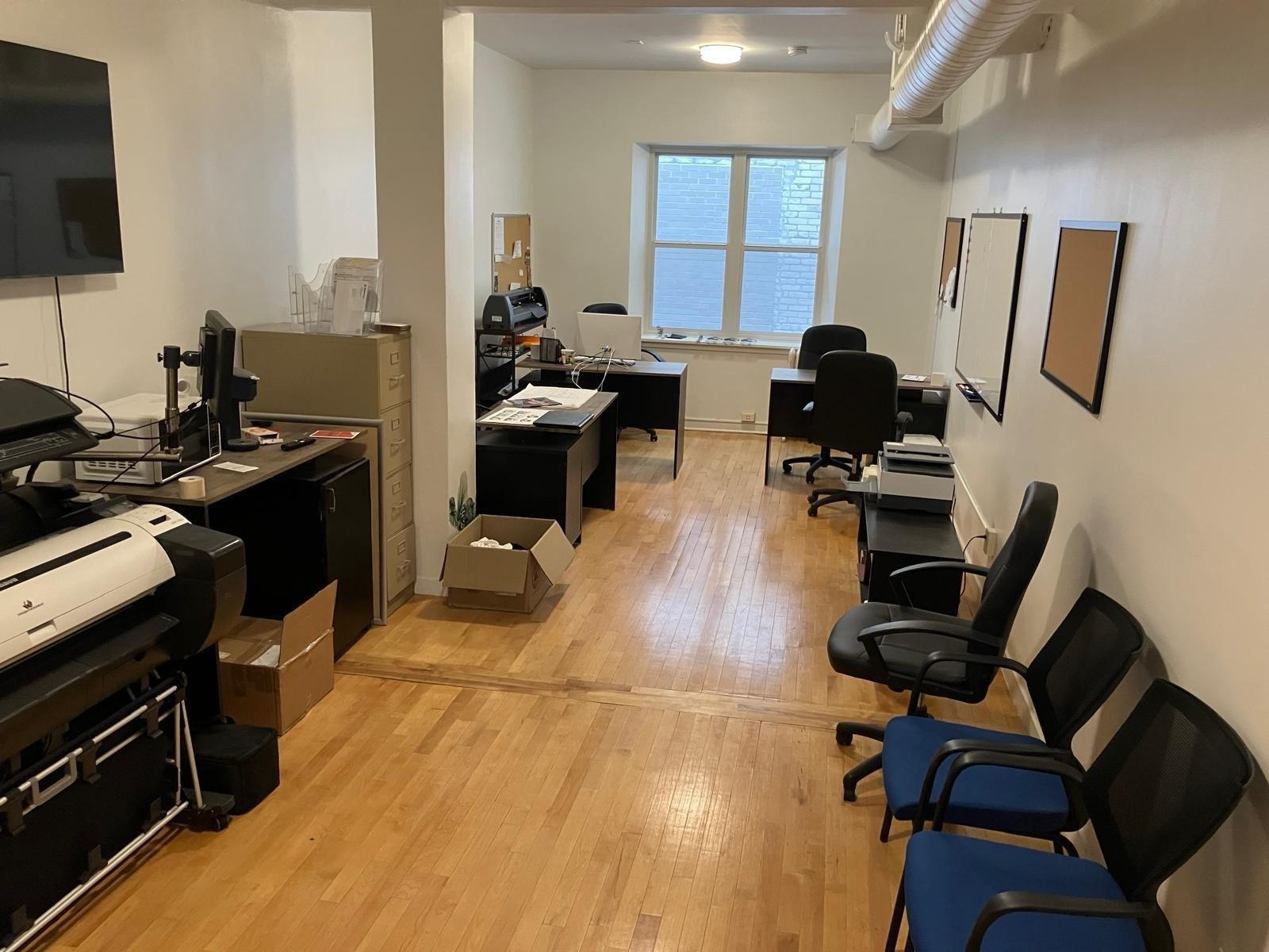 Property Image for 1404 W Lake Street 207
