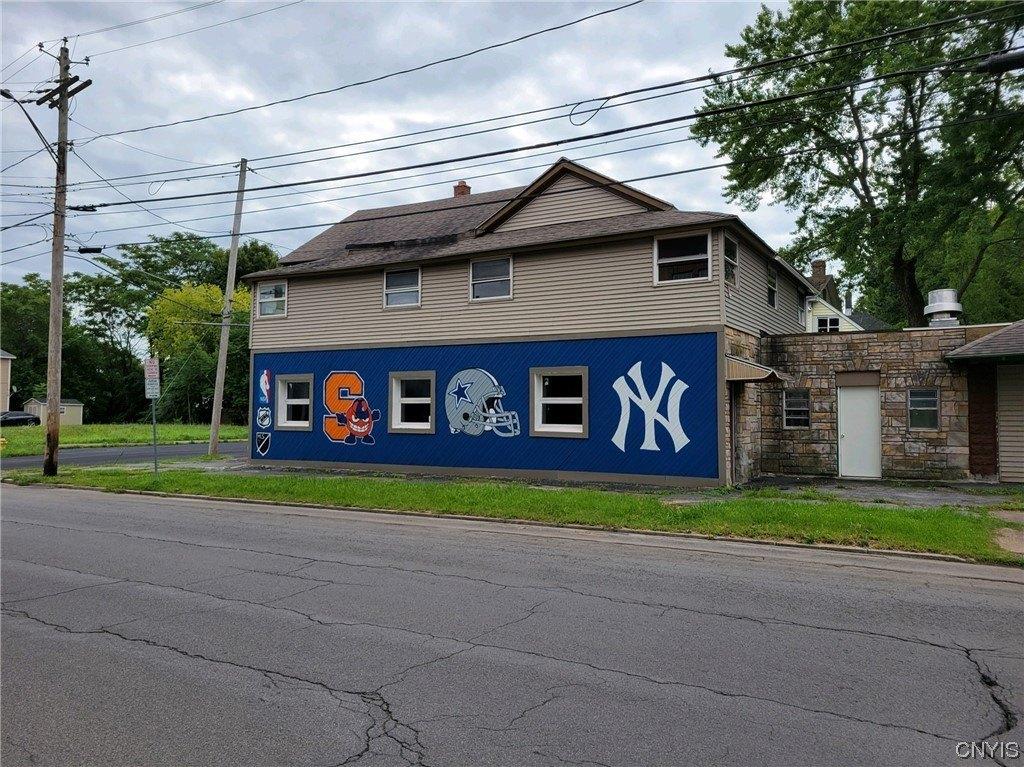 Property Image for 200 W Seneca St & Marcellus Street