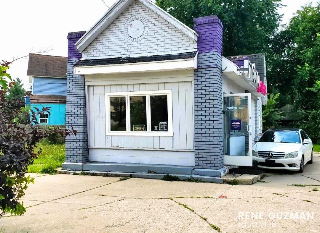 Property Image for 40 Martin Luther King Jr Street SE