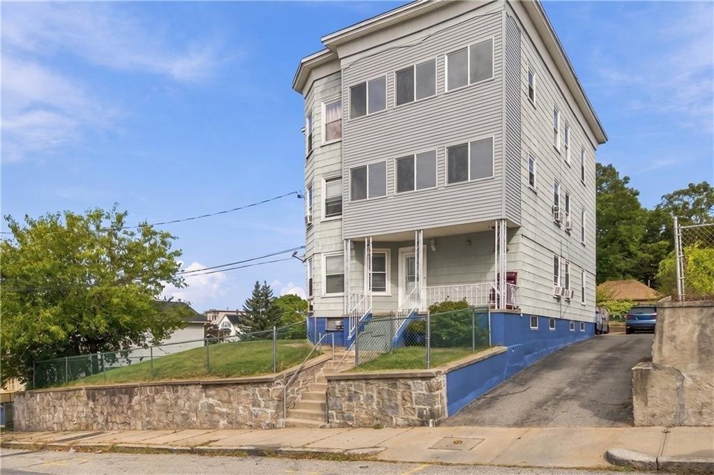 Property Image for 214 Estes Street