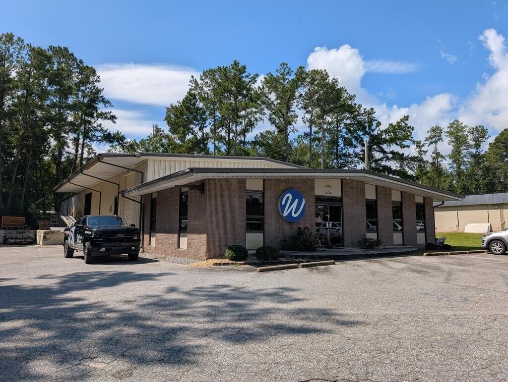 Property Image for 1404 Gornto Rd