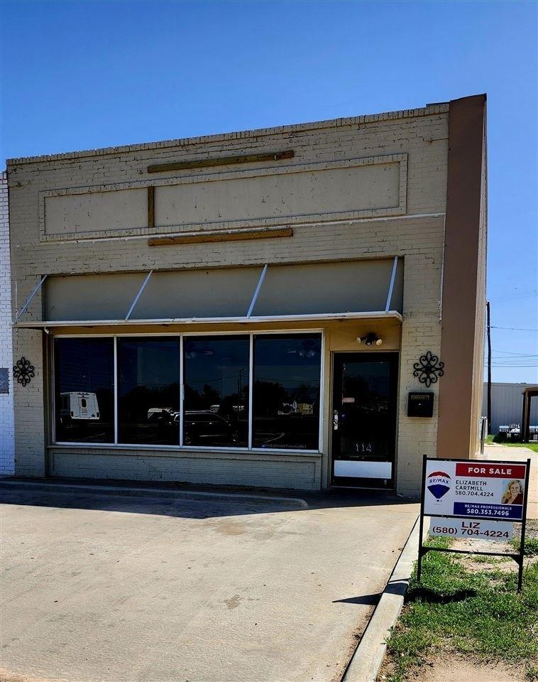 Property Image for 114 E Cypress St