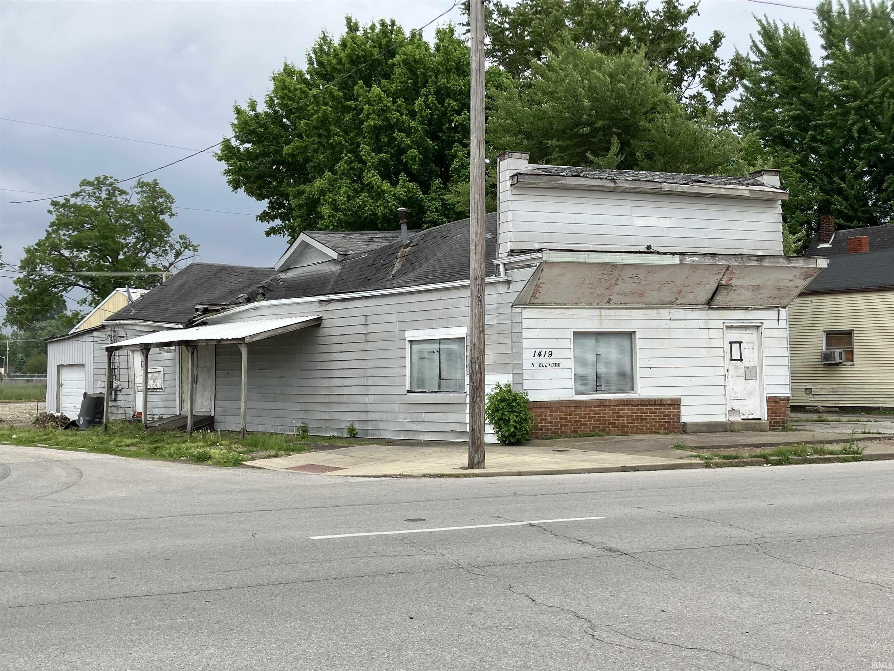 Property Image for 1417 N Elliott Street