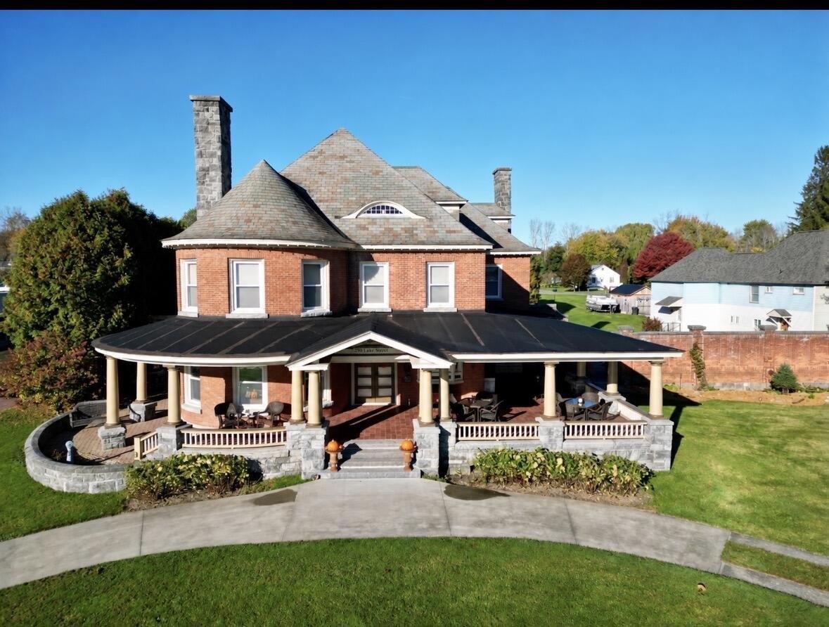 Property Image for 250 Lake Street