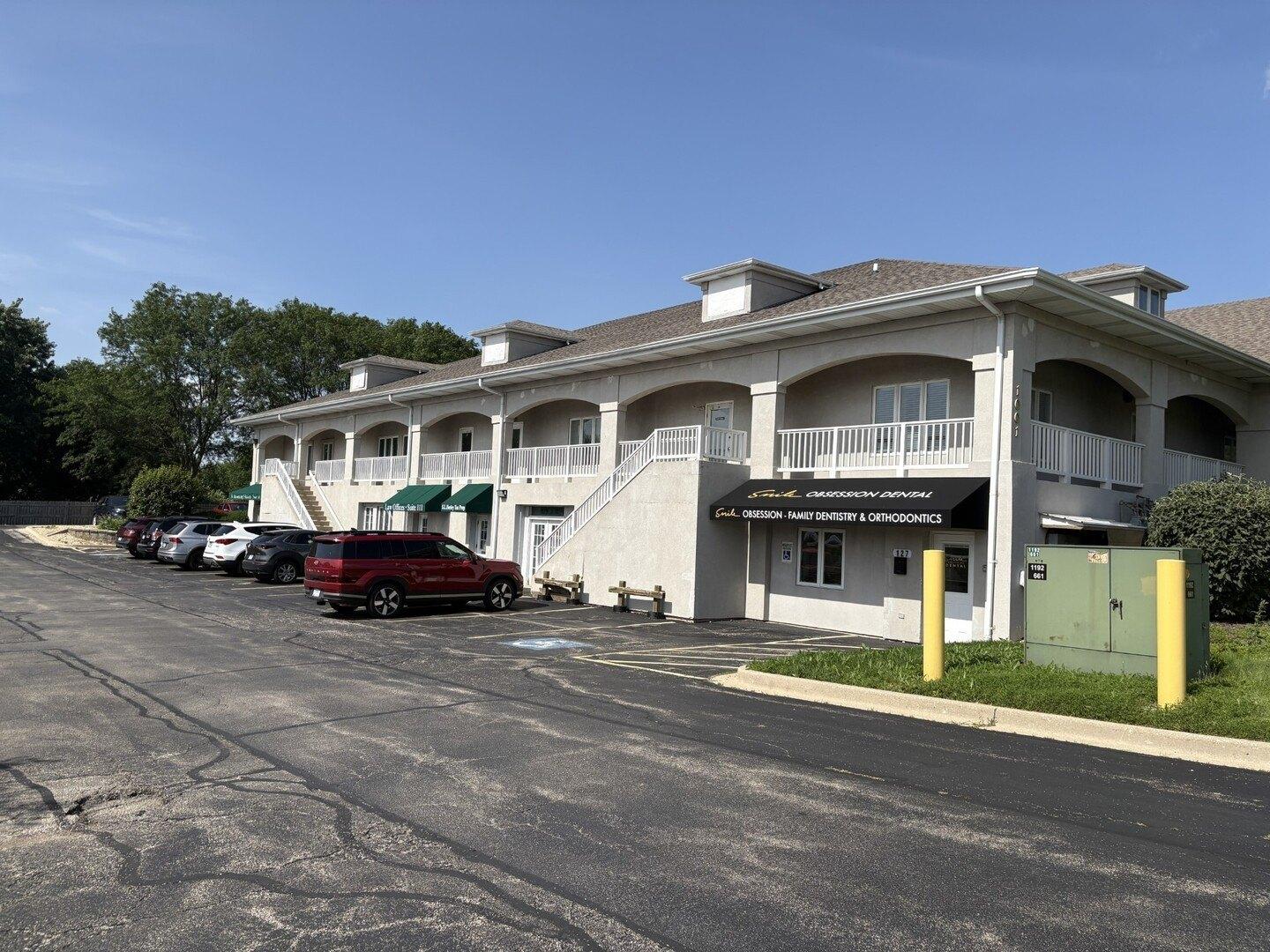 Property Image for 1001 E Chicago Avenue 111