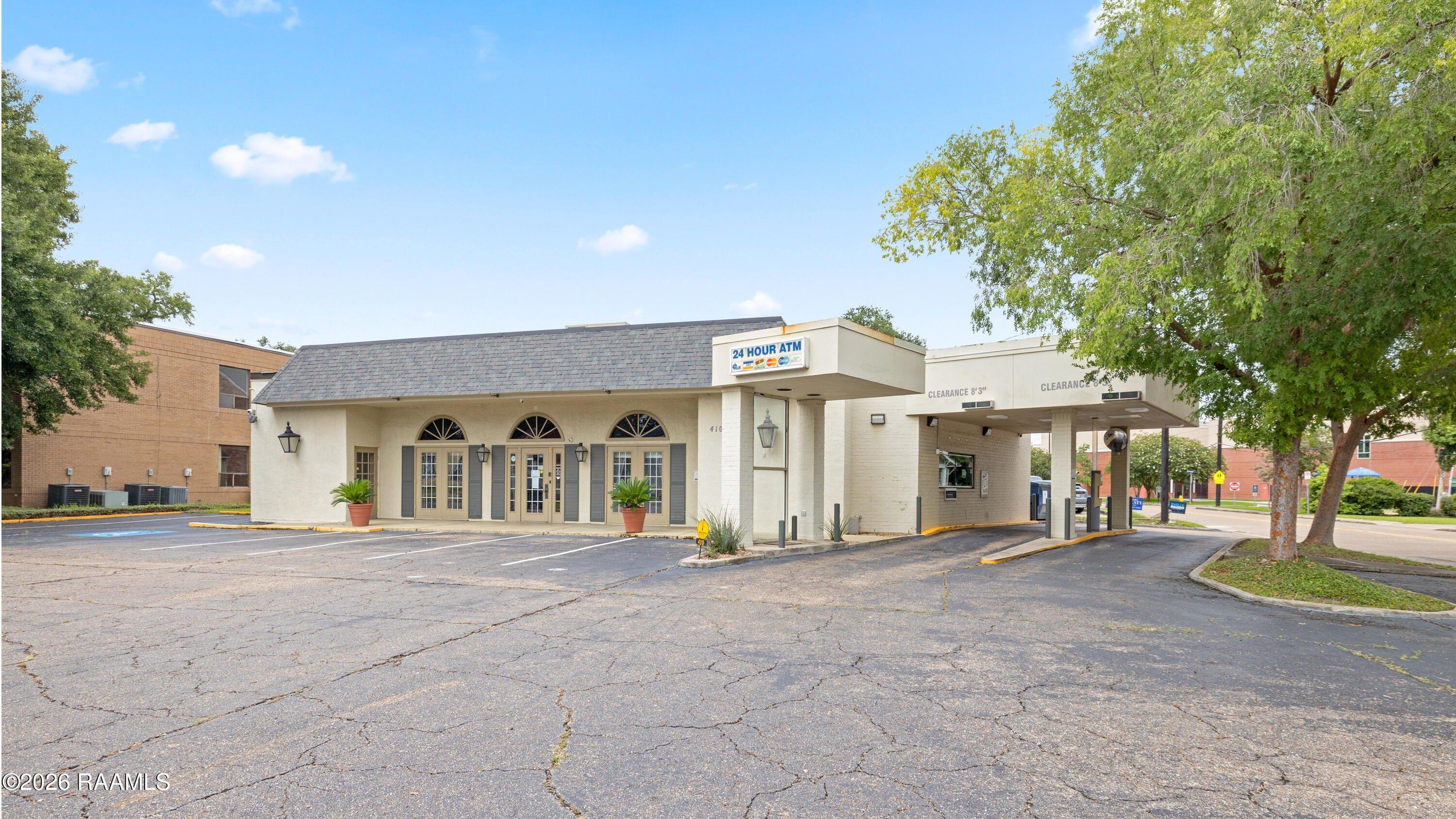 Property Image for 410 W University Avenue