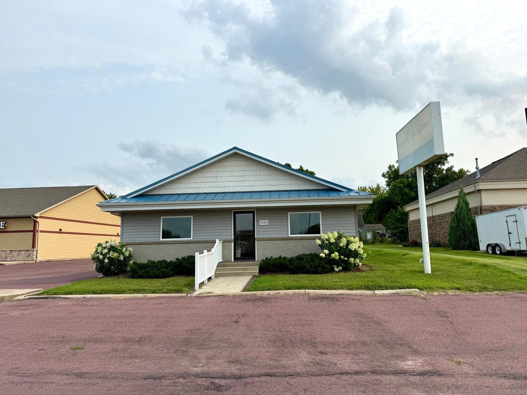 Property Image for 1030 E Bridge Street