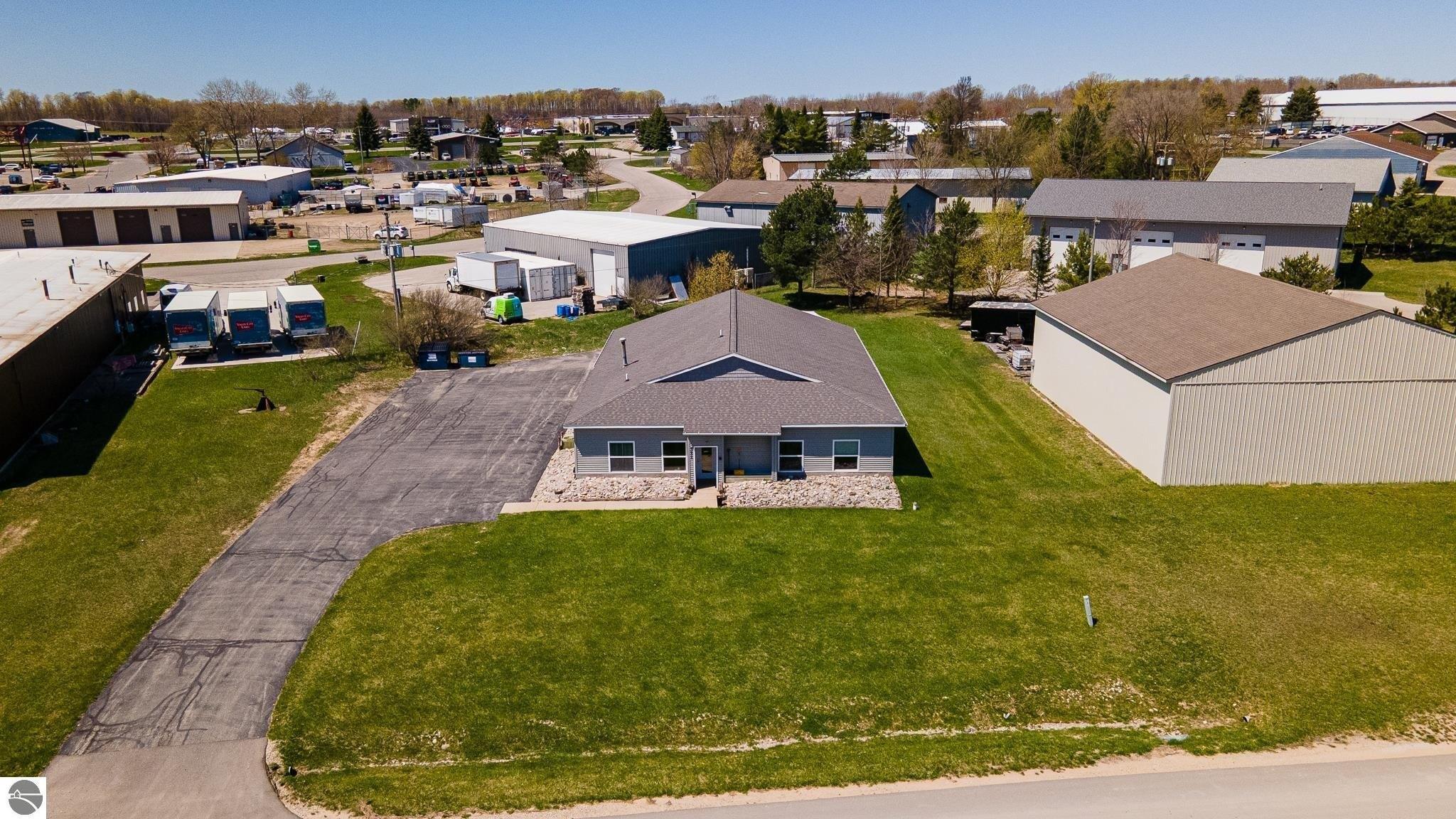 Property Image for 571 Blue Star