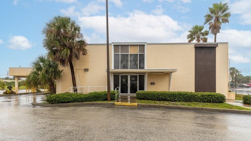 Property Image for 2300 S ATLANTIC Avenue
