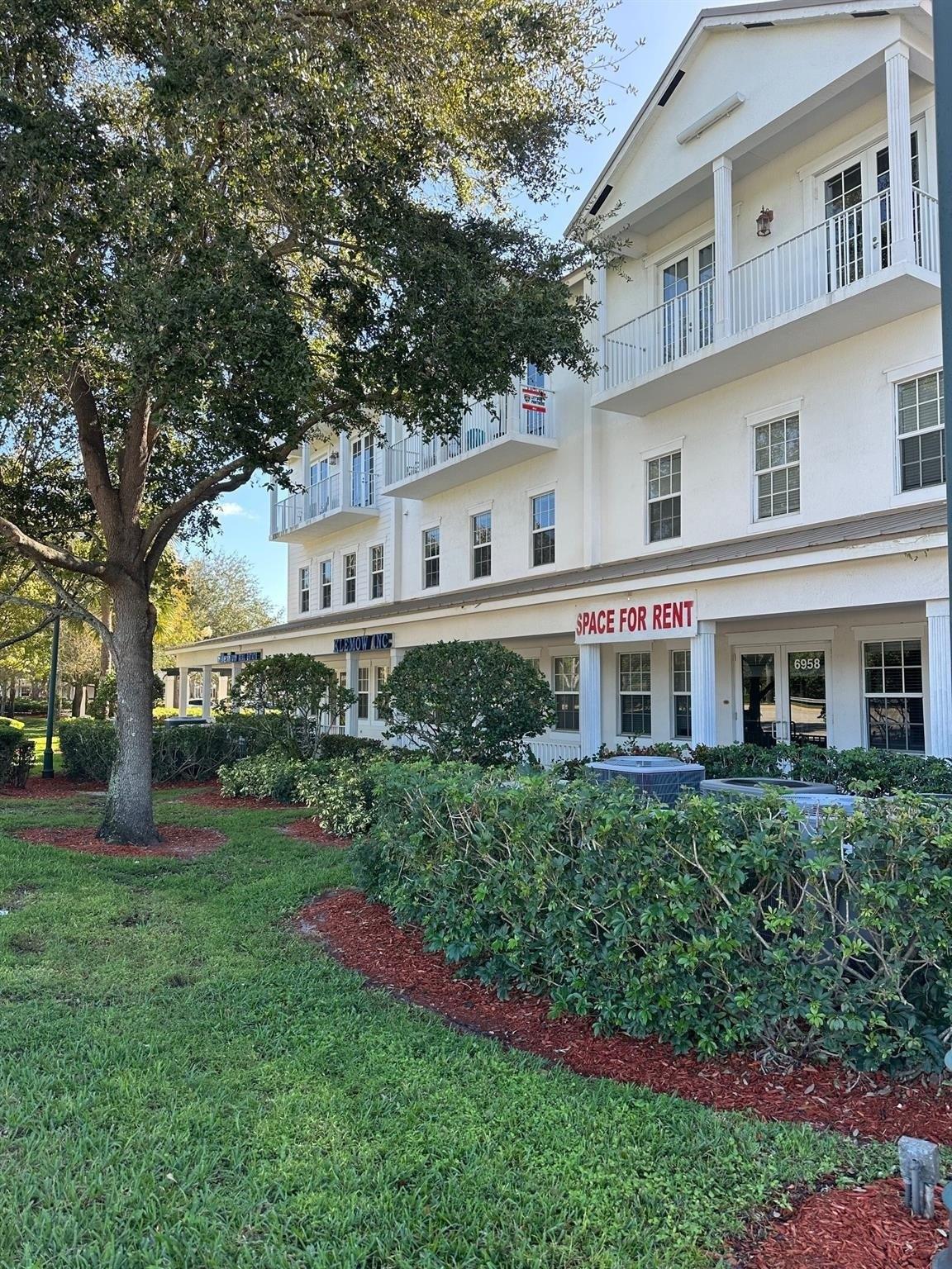Property Image for 6958 Griffin Road C-9
