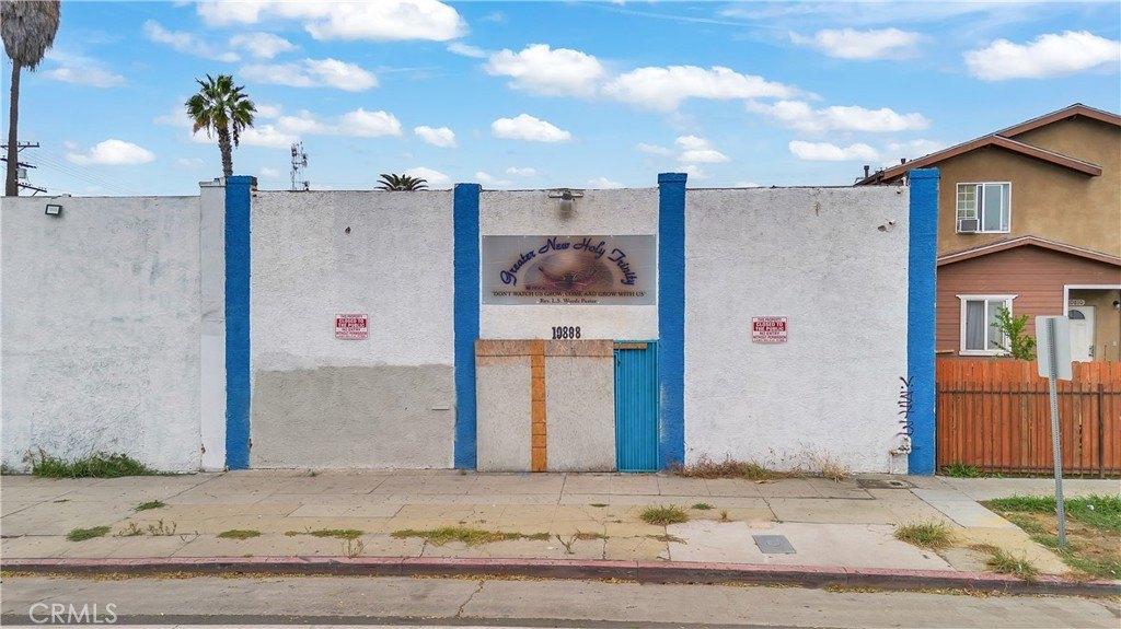 Property Image for 10808 S Broadway