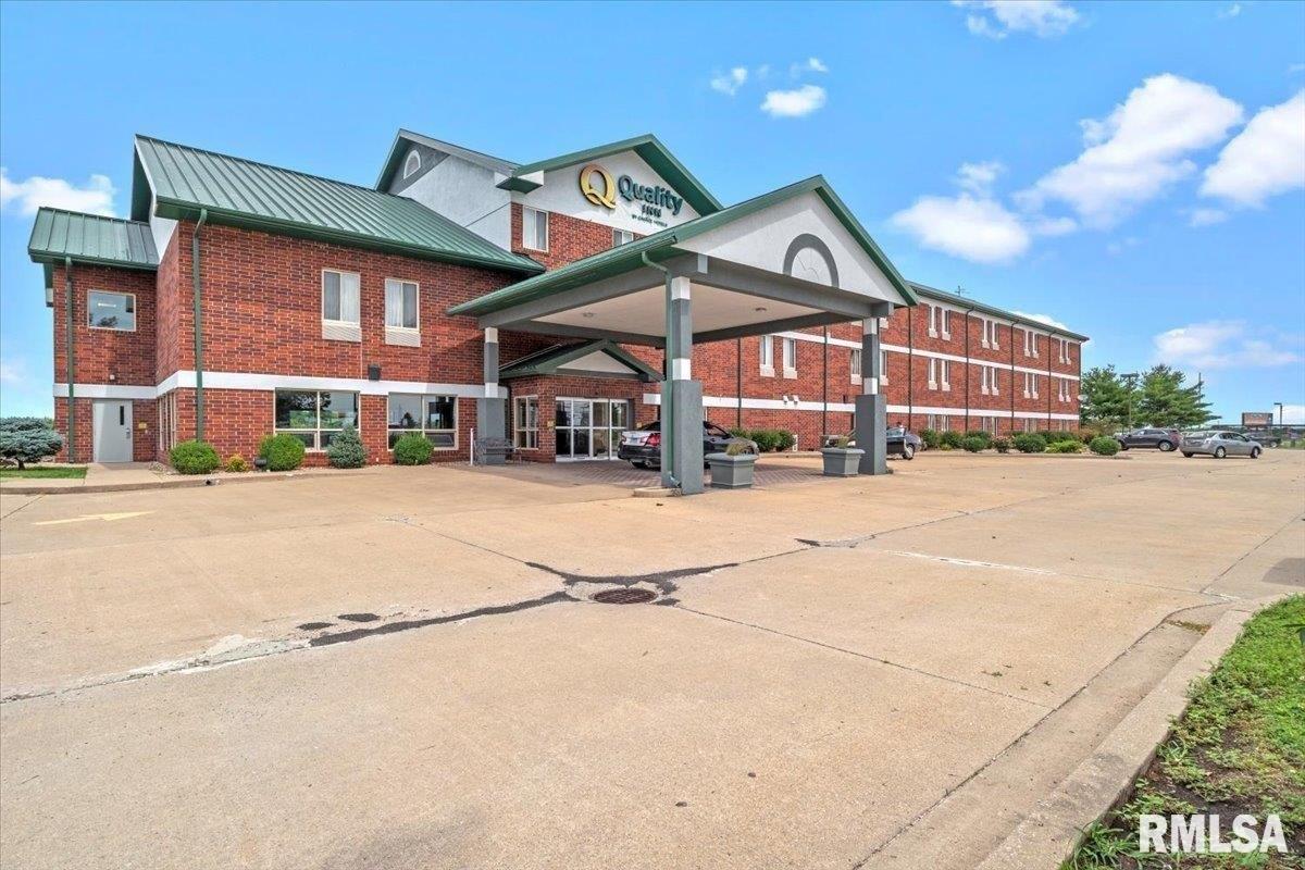 Property Image for 200 COMFORT Drive