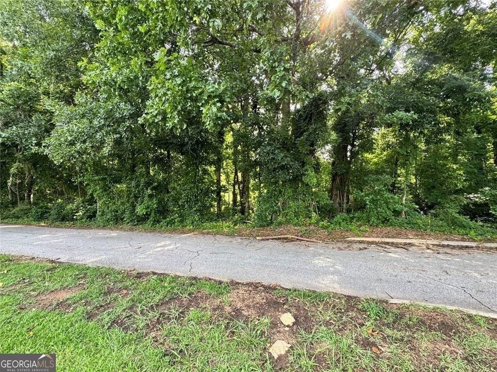 Property Image for 535 Camelot Parkway
