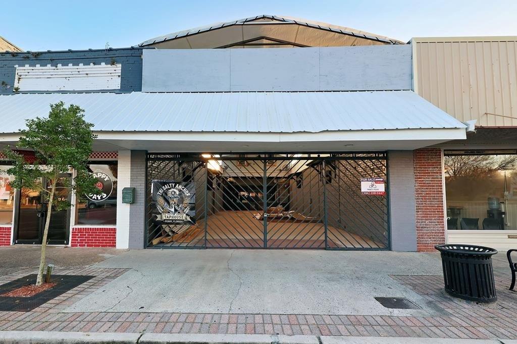 Property Image for 113 E Green Street