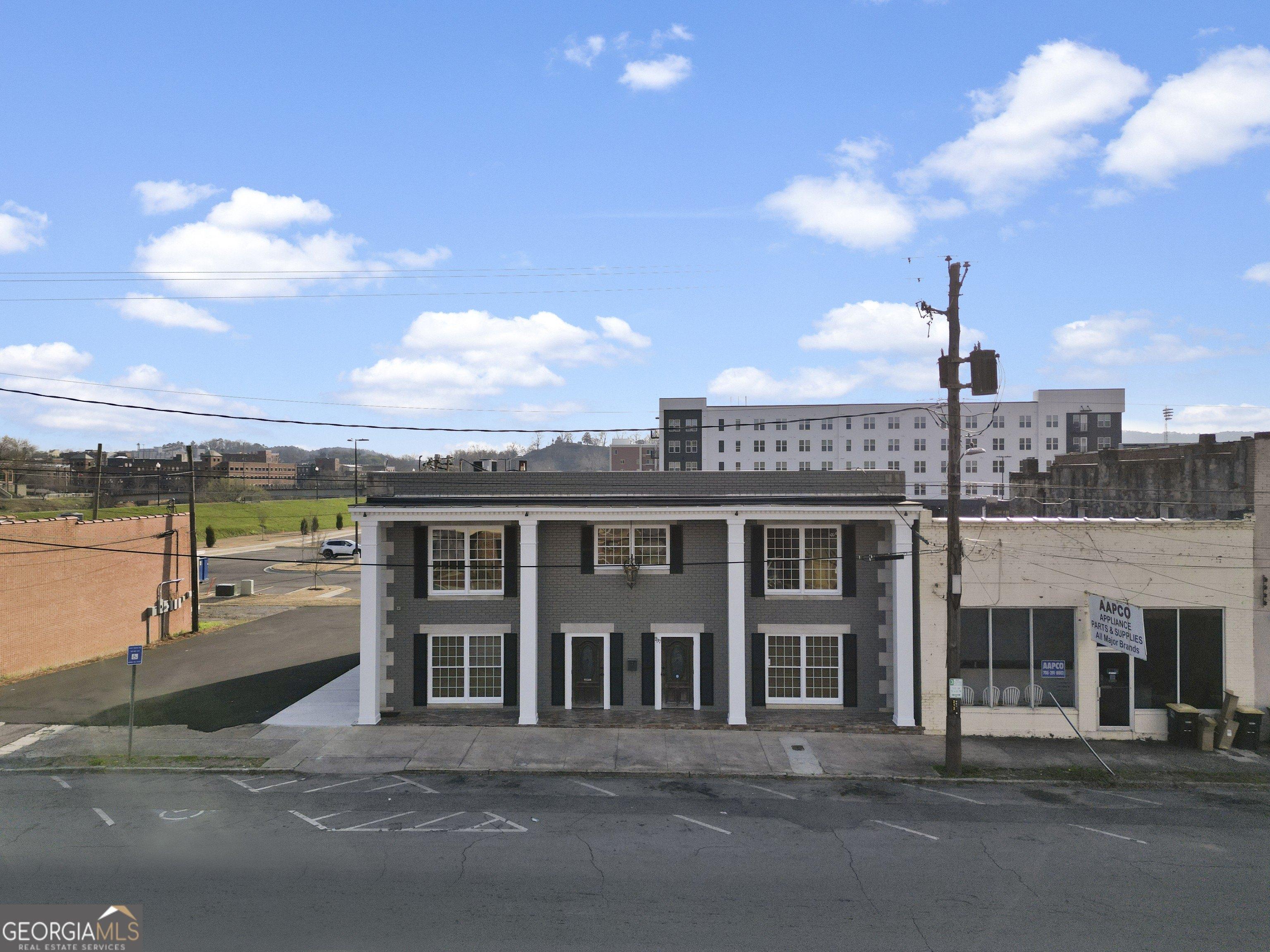 Property Image for 237 N 5th Avenue SW