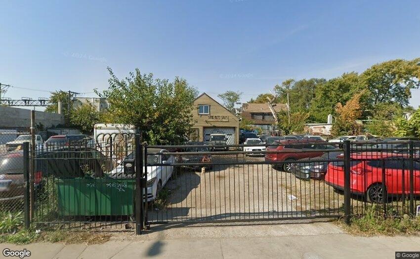 Property Image for 412 N Cicero Avenue