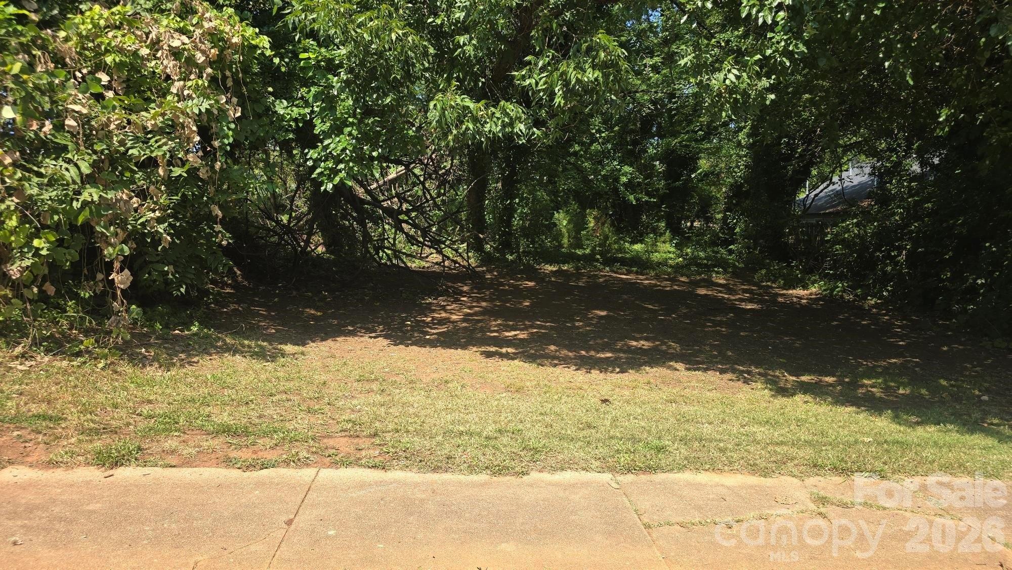 Property Image for 220 N Shaver Street 9