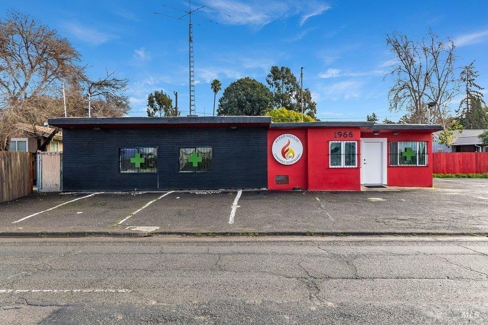 Property Image for 1966 Broadway Street