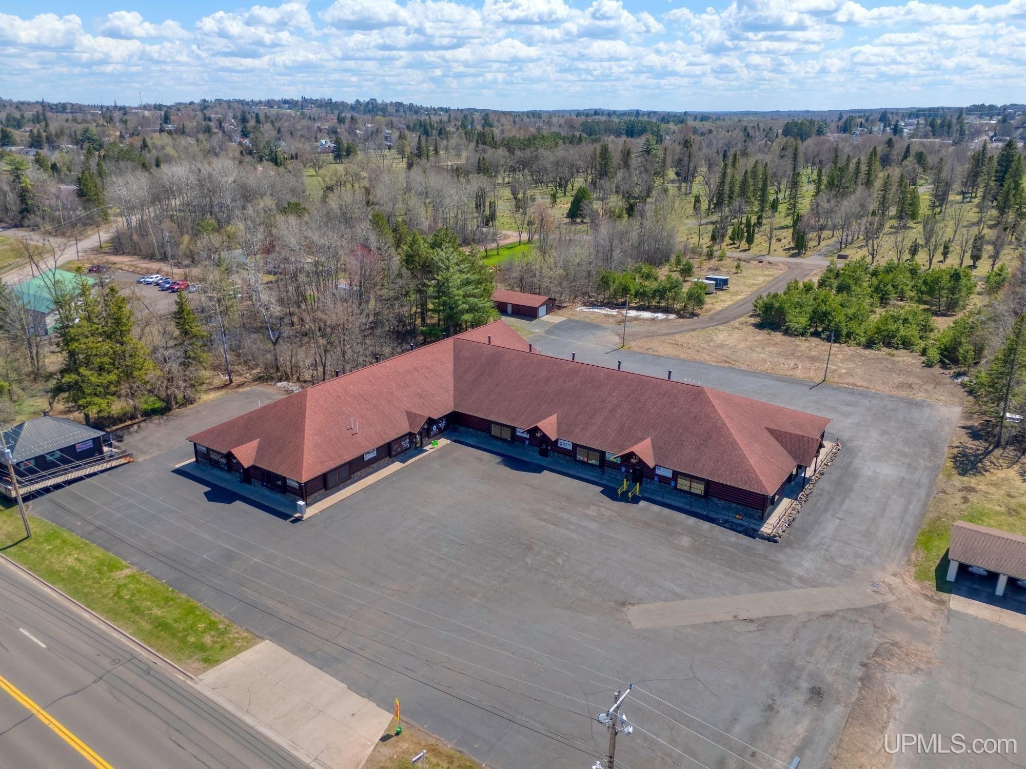 Property Image for 629 W Cloverland Drive
