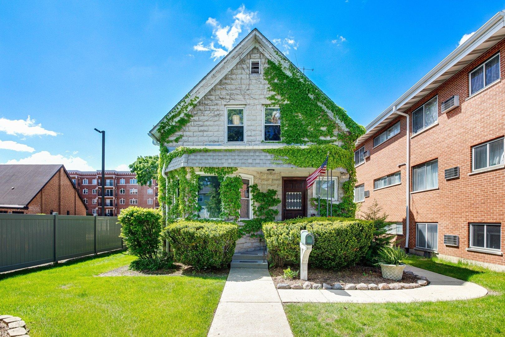 Property Image for 422 W Wesley Street