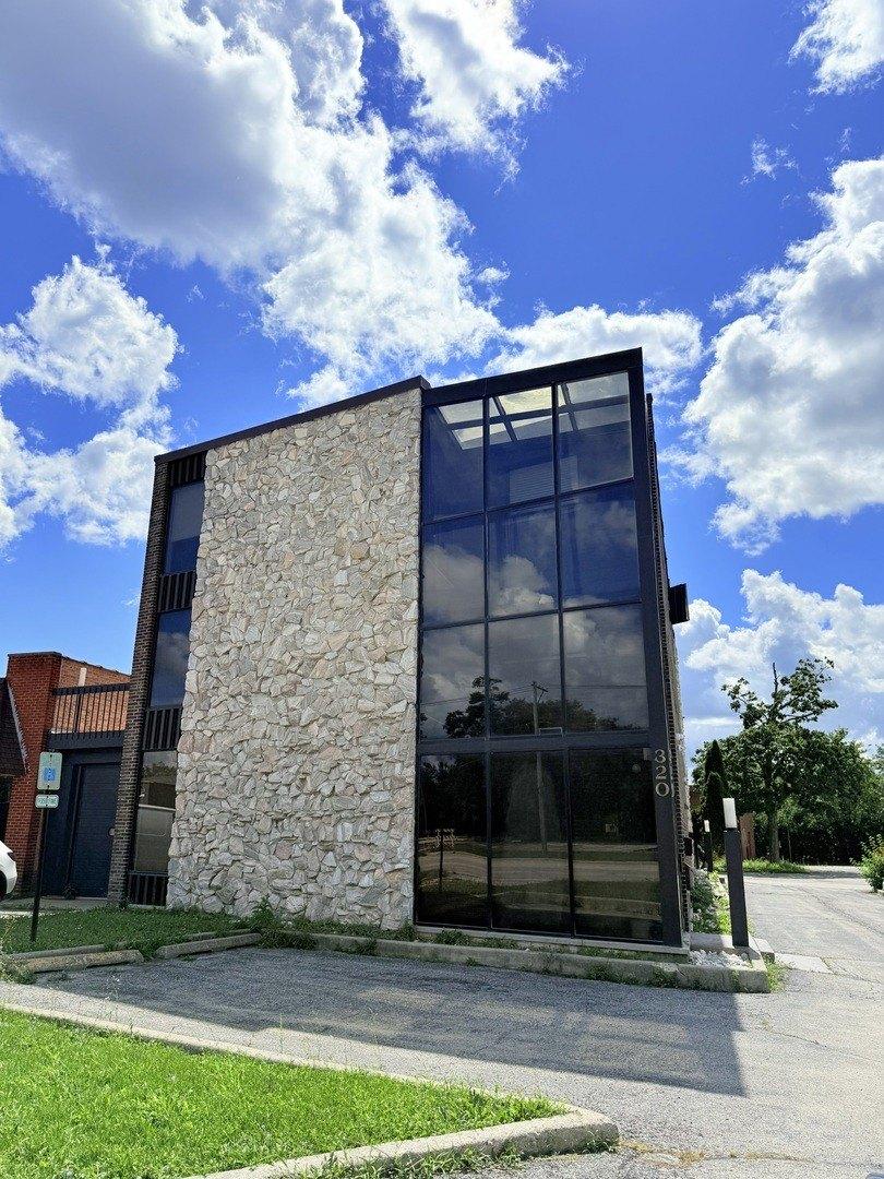 Property Image for 320 E Irving Park Road