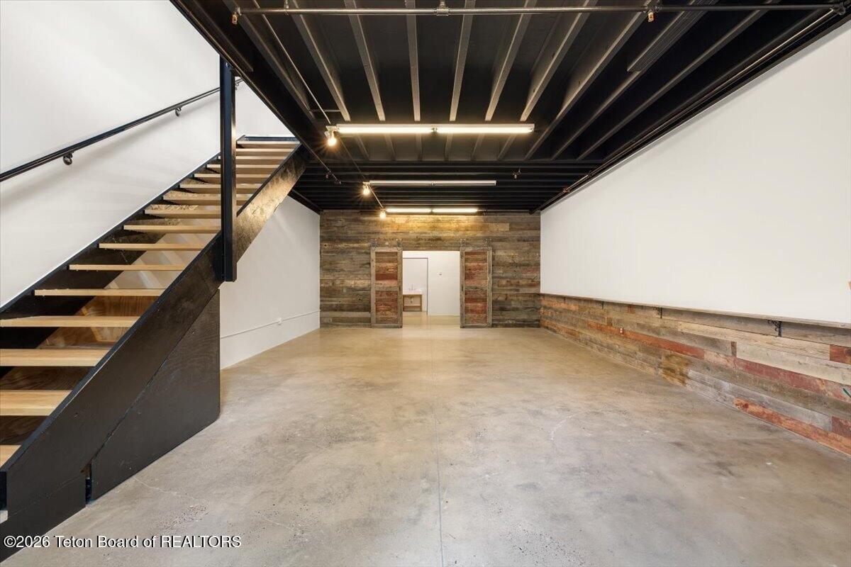 Property Image for 1113 W Highway 22
