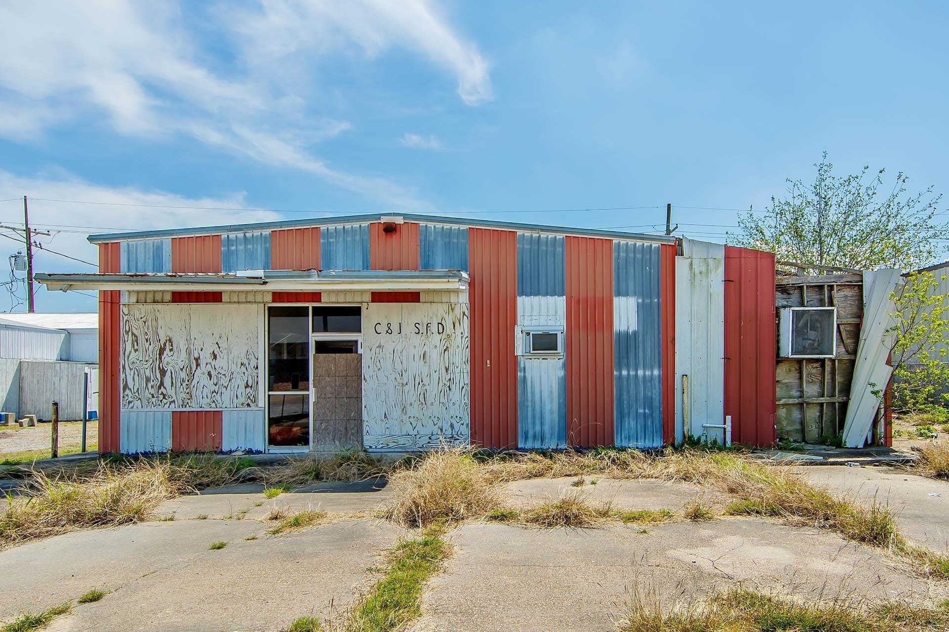 Property Image for 116 N Hollywood Road