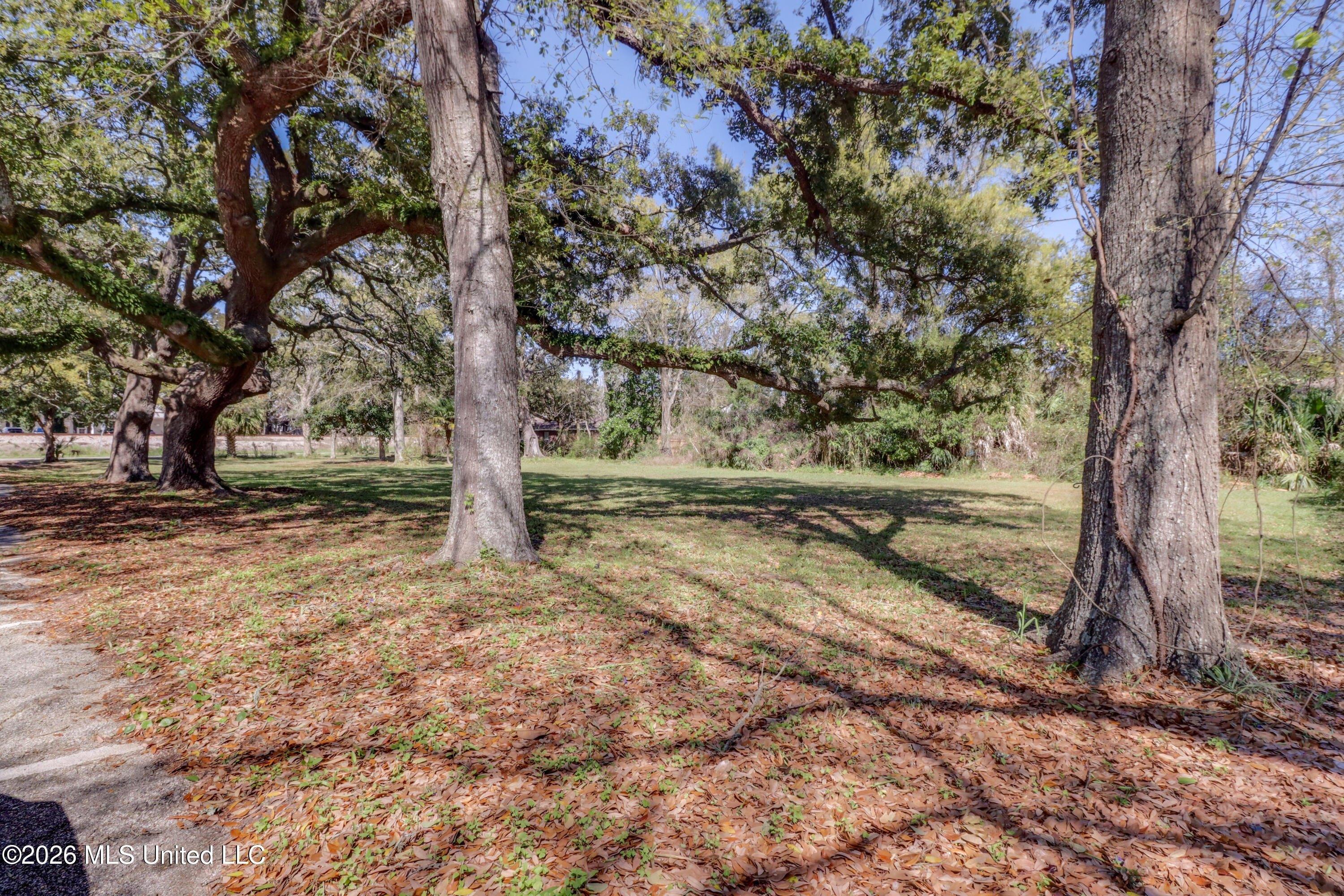 Property Image for 424 S Railroad Street