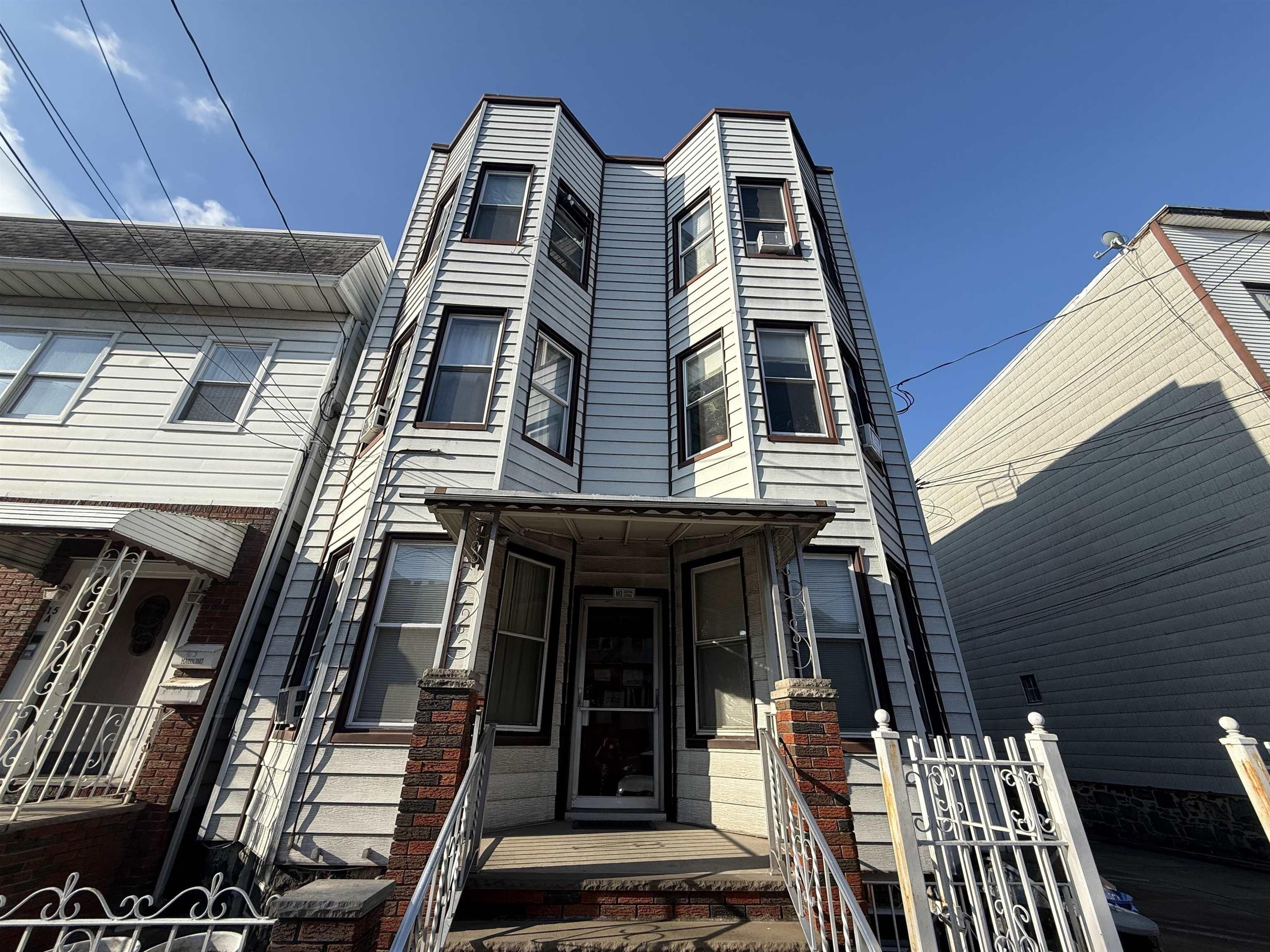 Property Image for 15 Laidlaw Ave
