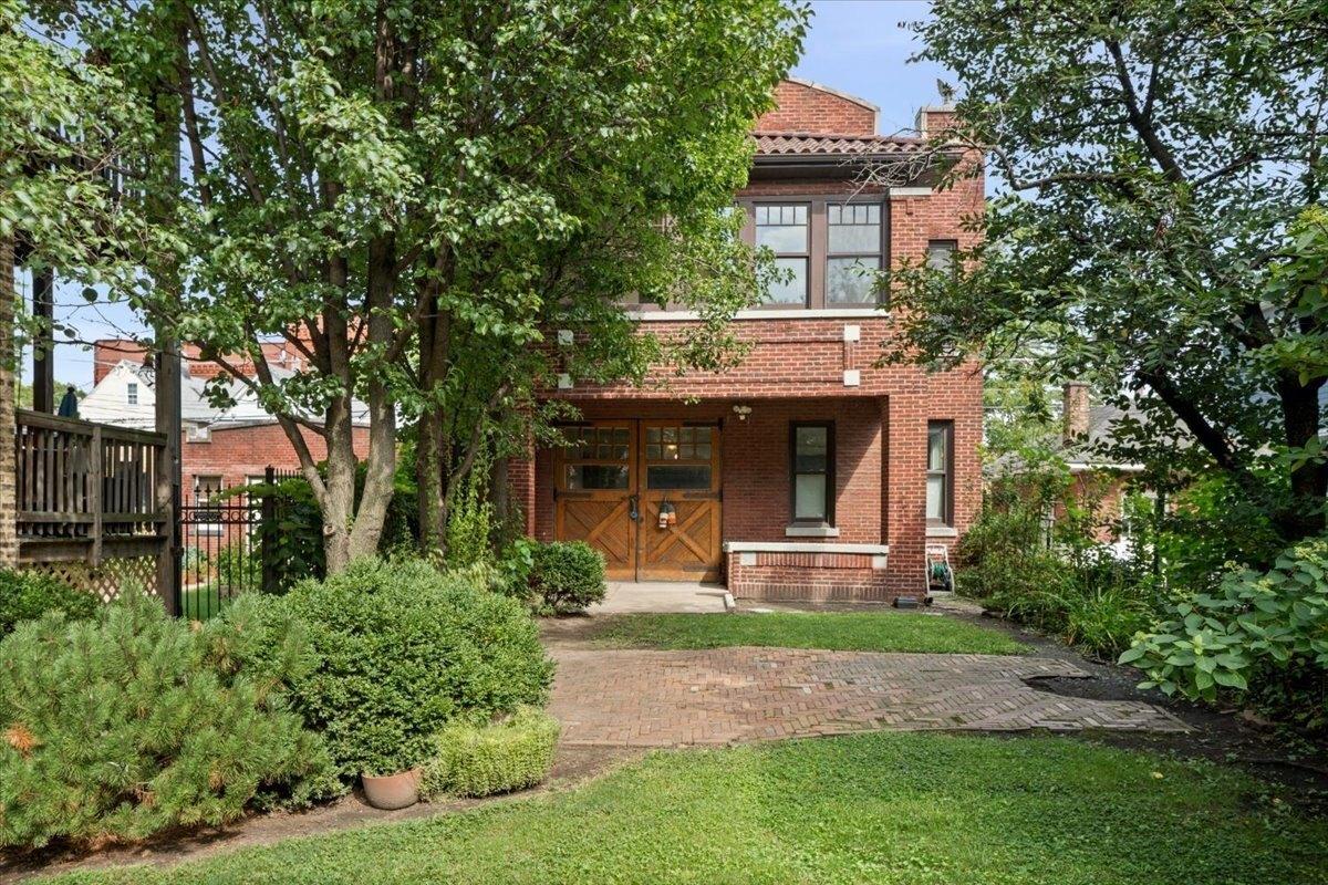 Property Image for 1835 N Humboldt Boulevard