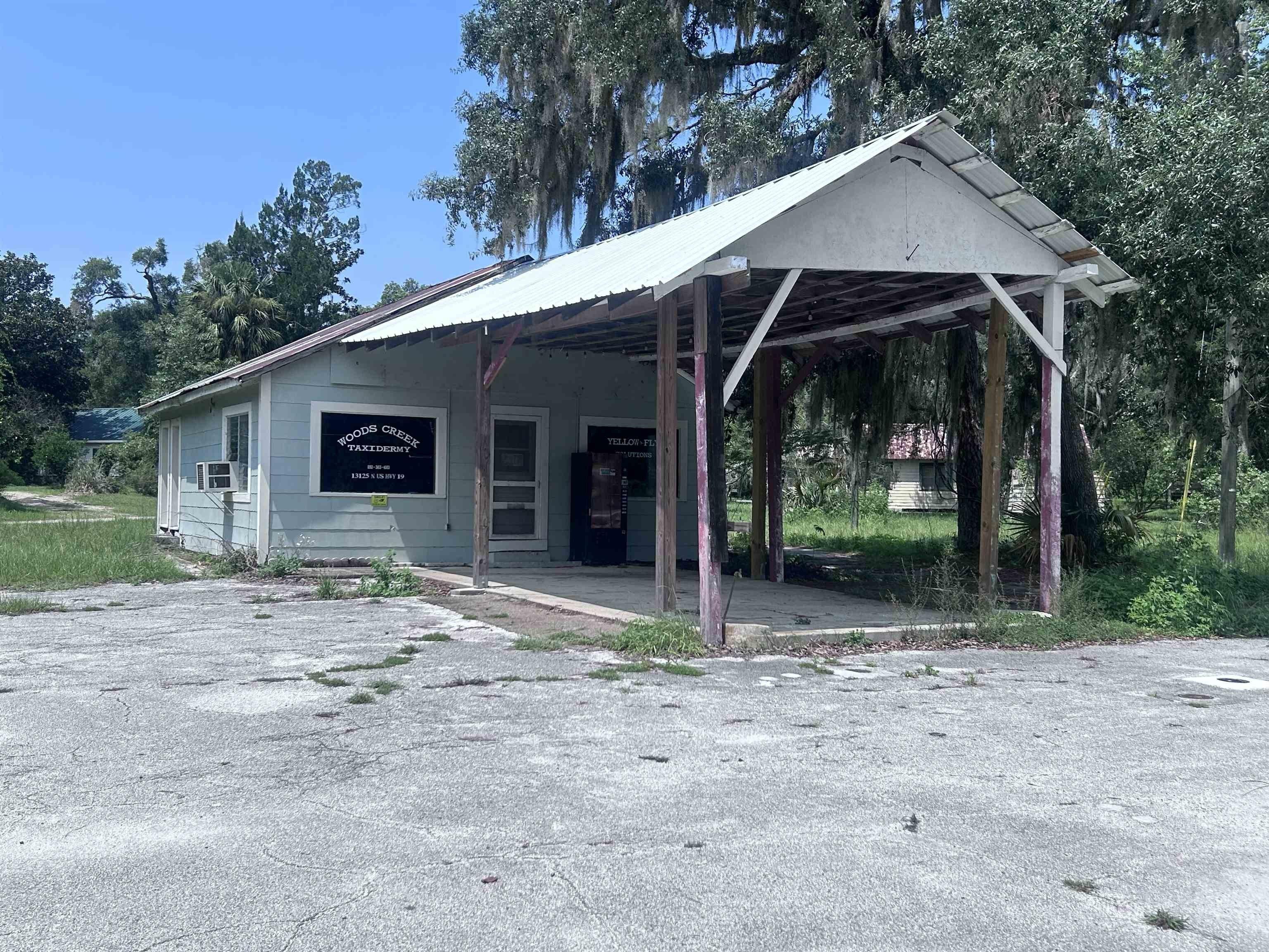 Property Image for 13125 N Us 19 Street
