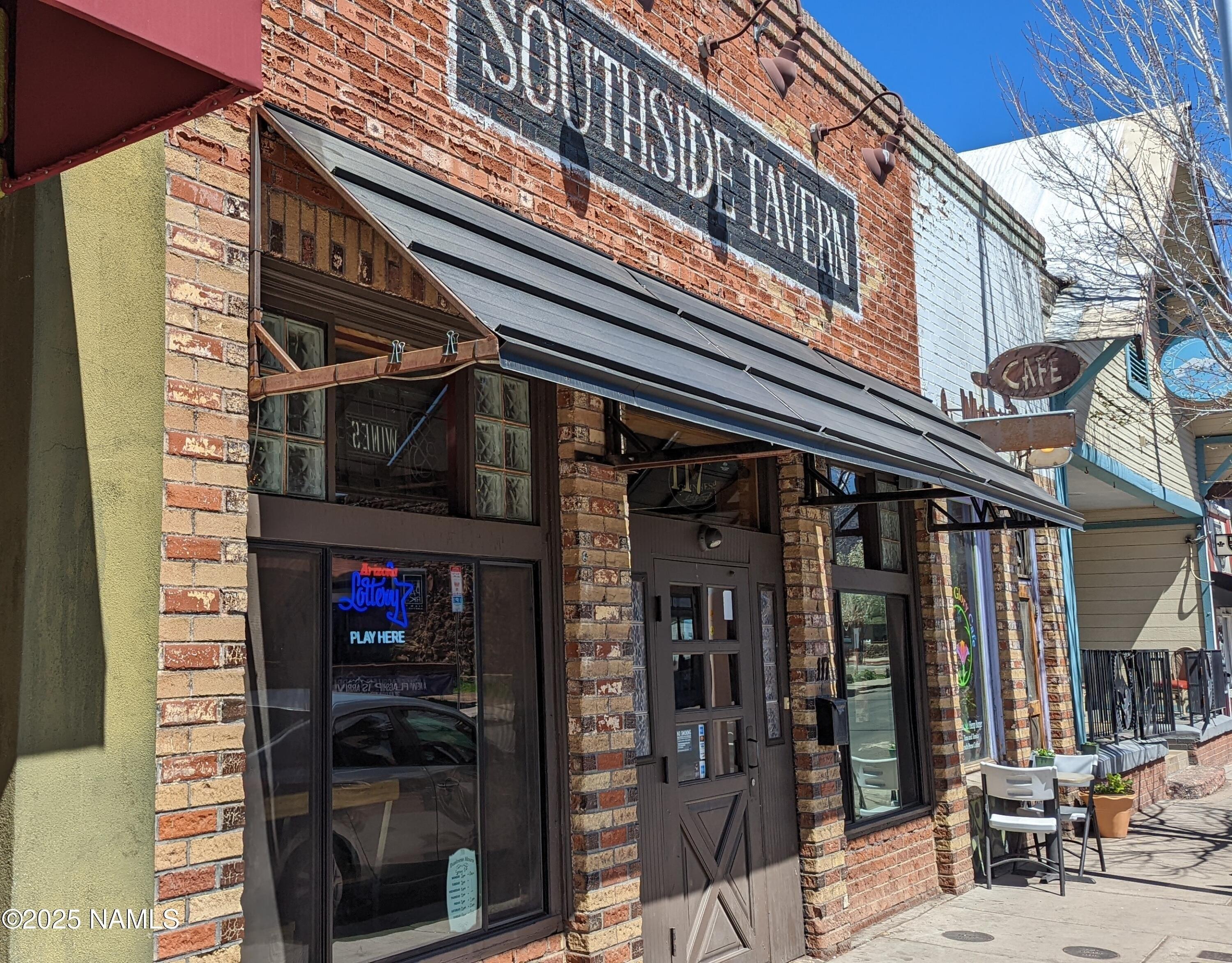 Property Image for 117 S San Francisco Street