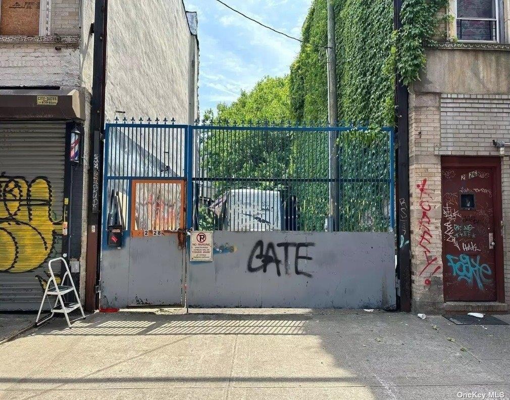 Property Image for 2828 Fulton Street