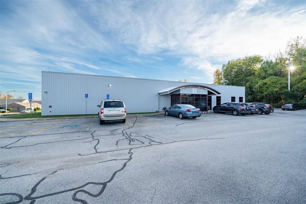 Property Image for 1650 Parrish Plaza Dr