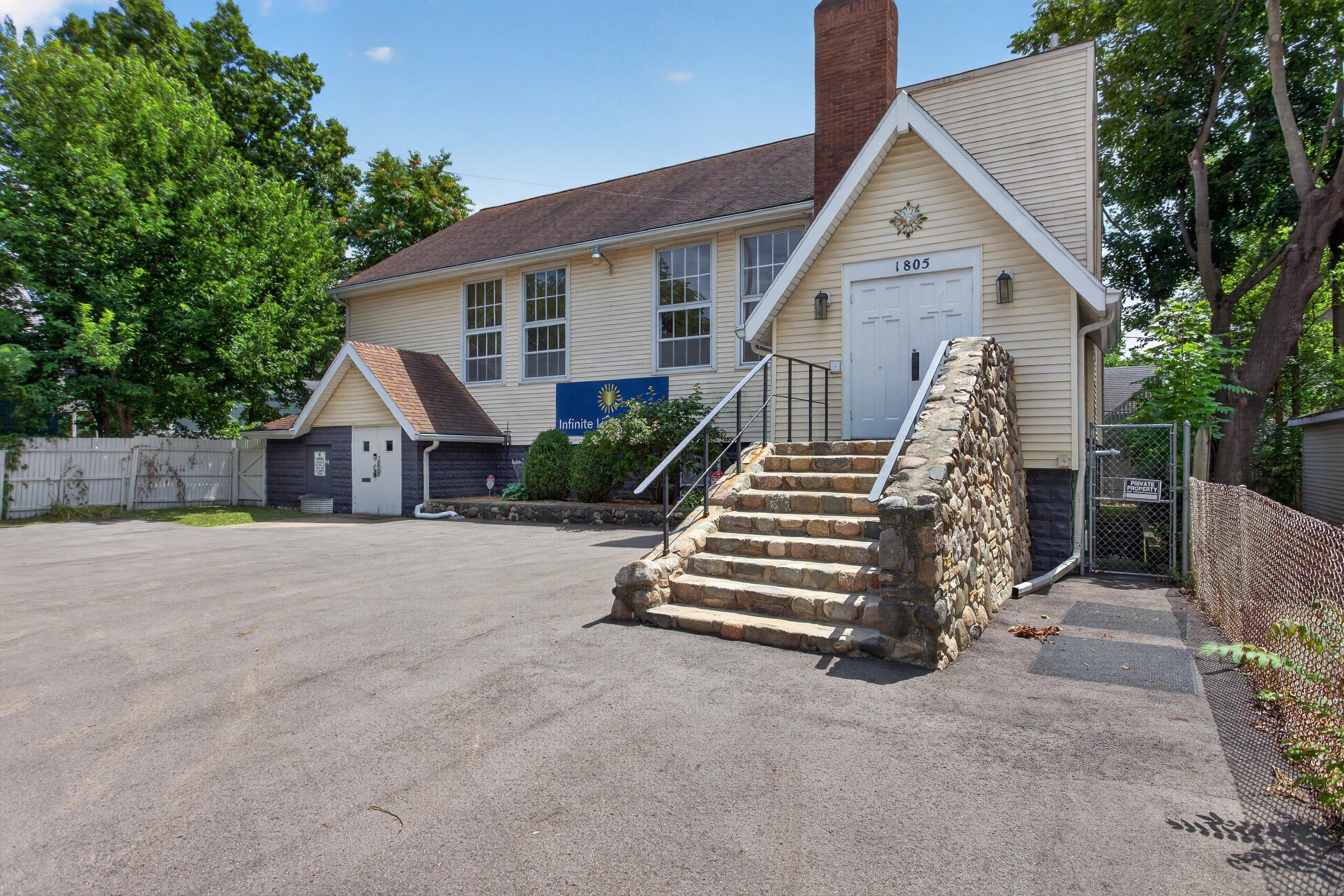 Property Image for 1805 E Ganson Street