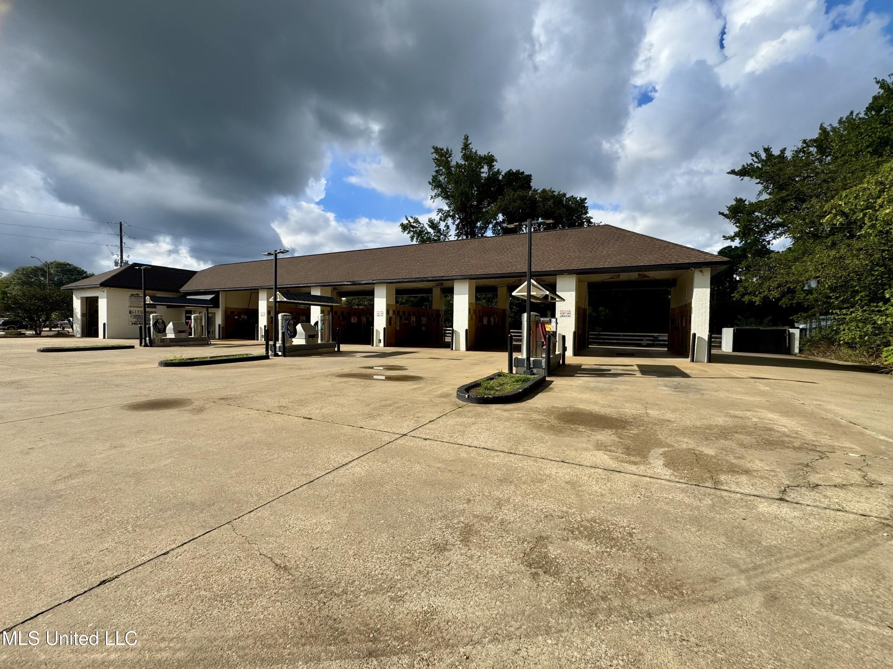 Property Image for 2934 S Hwy 51