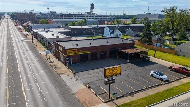 Property Image for 14433 W Warren Avenue